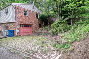 1023 Middle Rd, Pittsburgh, PA 15116 - Photo 6