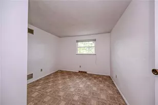 1023 Middle Rd, Pittsburgh, PA 15116 - Photo 20