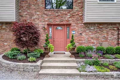 1023 Middle Road, Pittsburgh, PA 15116 - Photo 4