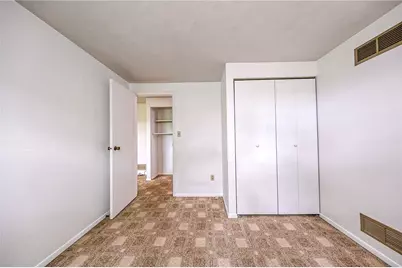 1023 Middle Road, Pittsburgh, PA 15116 - Photo 22