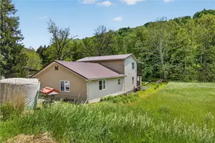 201 Main St, New Freeport, PA 15352 - Photo 2