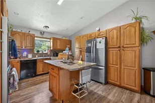 201 Main St, New Freeport, PA 15352 - Photo 8