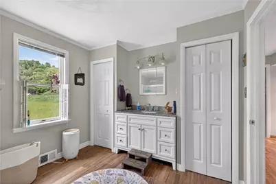 201 Main St, New Freeport, PA 15352 - Photo 16