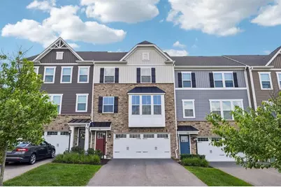 516 Florida Boulevard, Cranberry Township, PA 16066 - Photo 2