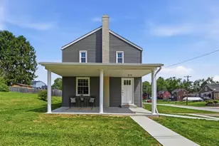 621 Oberdick Dr, Elizabeth Twp/Boro, PA 15135 - Photo 2