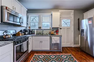 1926 Antietam St, Pittsburgh, PA 15206 - Photo 10