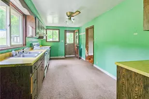 197 Coates Way, Fayette City, PA 15438 - Photo 10