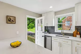 2315 McNary Blvd, Blackridge, PA 15235 - Photo 18
