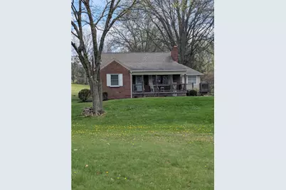 3106 Fernwood Ln, Neshannock Township, PA 16105 - Photo 2