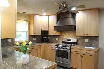 3106 Fernwood Ln, Neshannock Township, PA 16105 - Photo 2