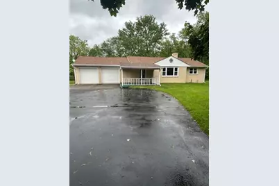 2405 N Hermitage Rd, Hermitage, PA 16148 - Photo 2