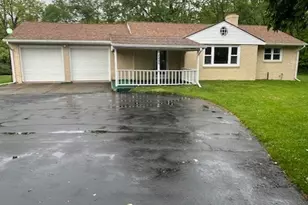 2405 N Hermitage Rd, Hermitage, PA 16148 - Photo 2