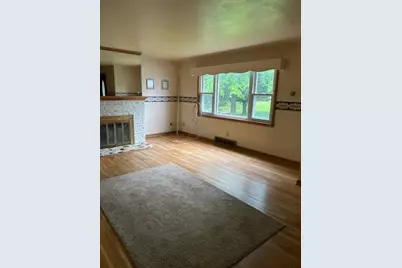 2405 N Hermitage Rd, Hermitage, PA 16148 - Photo 4