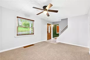 124 Bunker Hill Rd, Center Township, PA 15001 - Photo 14