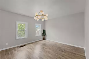 4242 Lydia, Pittsburgh, PA 15207 - Photo 8