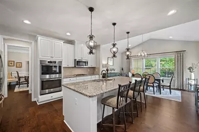 307 Longmore Drive, Adams Township, PA 16046 - Photo 14