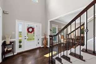 307 Longmore Dr, Adams Township, PA 16046 - Photo 6