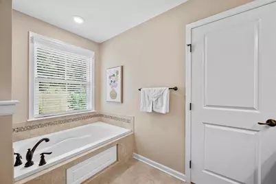307 Longmore Drive, Adams Township, PA 16046 - Photo 24