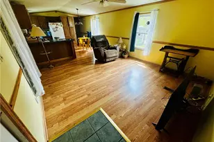 142 E Alley, Franklin Township, PA 15370 - Photo 4