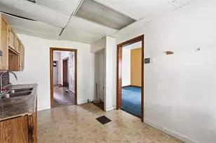 7419 Duquesne Ave, Pittsburgh, PA 15218 - Photo 14