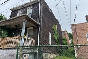 2462 Scott Way, Pittsburgh, PA 15218 - Photo 2