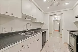 5600 Munhall Rd, Pittsburgh, PA 15217 - Photo 6