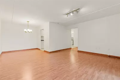 5600 Munhall Rd #314, Pittsburgh, PA 15217 - Photo 12