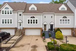 108 Abbey Ln, Pittsburgh, PA 15236 - Photo 2