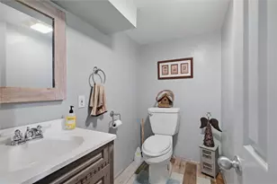 2424 Elm St, Liberty Boro, PA 15133 - Photo 24