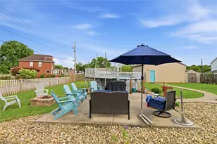 2424 Elm St, Liberty Boro, PA 15133 - Photo 36