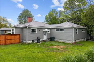 117 Delaware Ave, Scottdale, PA 15683 - Photo 4