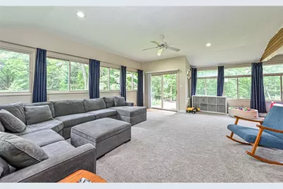 10595 Crest Rd, Pittsburgh, PA 15090 - Photo 24