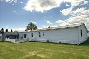 114 Brent Ln, Somerset Township, PA 15501 - Photo 4