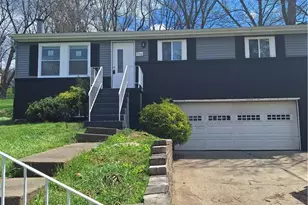 6069 McPherson Ave, Bethel Park, PA 15102 - Photo 1