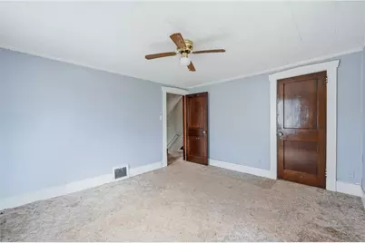 1045 Myrtle Pl, Sharon, PA 16146 - Photo 18