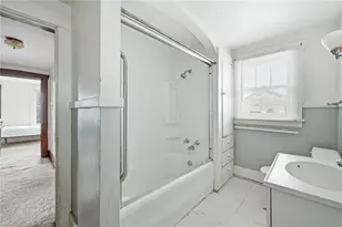 1045 Myrtle Pl, Sharon, PA 16146 - Photo 24
