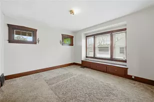 1045 Myrtle Pl, Sharon, PA 16146 - Photo 10