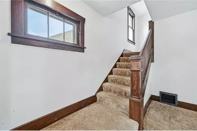 1045 Myrtle Pl, Sharon, PA 16146 - Photo 14