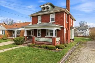 1045 Myrtle Pl, Sharon, PA 16146 - Photo 2