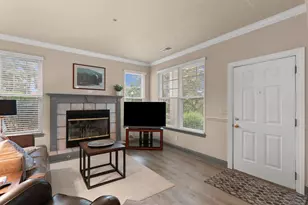 201 Adams Pointe Blvd, Adams Township, PA 16046 - Photo 6