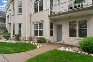201 Adams Pointe Blvd, Adams Township, PA 16046 - Photo 2