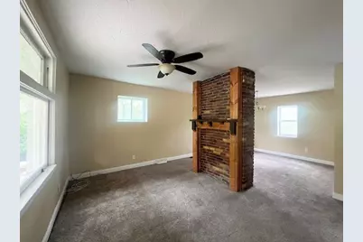 358 Pointview Rd, Pittsburgh, PA 15227 - Photo 2
