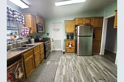 612 Primrose Ln, East Huntington, PA 15666 - Photo 10