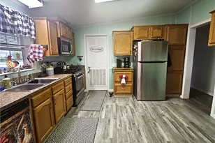 612 Primrose Ln, East Huntington, PA 15666 - Photo 10