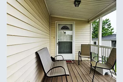 612 Primrose Ln, East Huntington, PA 15666 - Photo 2