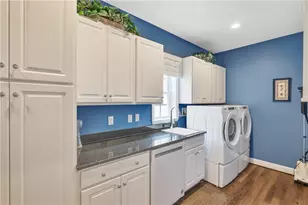 303 Jefferson Ln, Cranberry Township, PA 16066 - Photo 22