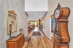 303 Jefferson Ln, Cranberry Township, PA 16066 - Photo 6