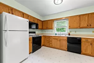 302 Apple Blossom Ct, Delmont, PA 15626 - Photo 16