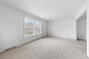 302 Apple Blossom Ct, Delmont, PA 15626 - Photo 10