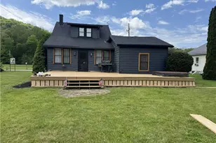 829 Oden St, Confluence Boro, PA 15424 - Photo 2